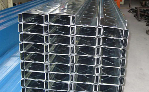 文殊镇C型钢在轻型文殊镇钢结构中的选型与施工要点