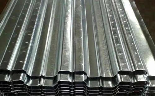 高层住宅吊装文殊镇楼承板怎么省工期